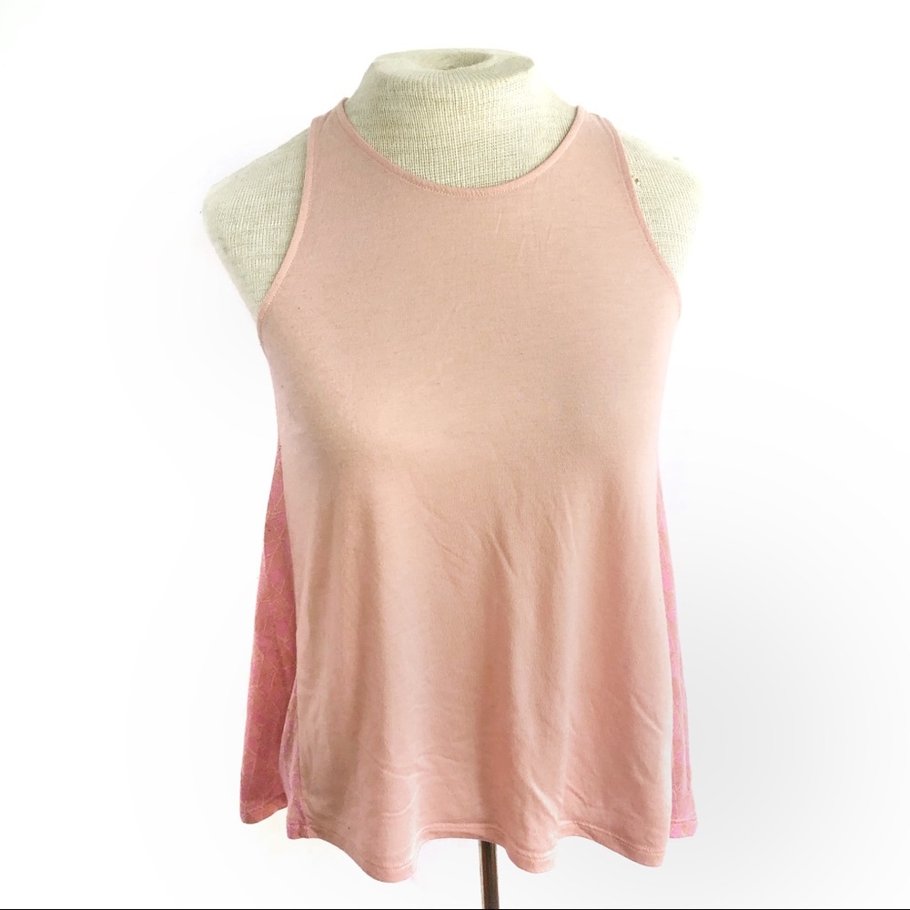 American Eagle Outfitters Peach/Geometric Print Tank Top Size Small